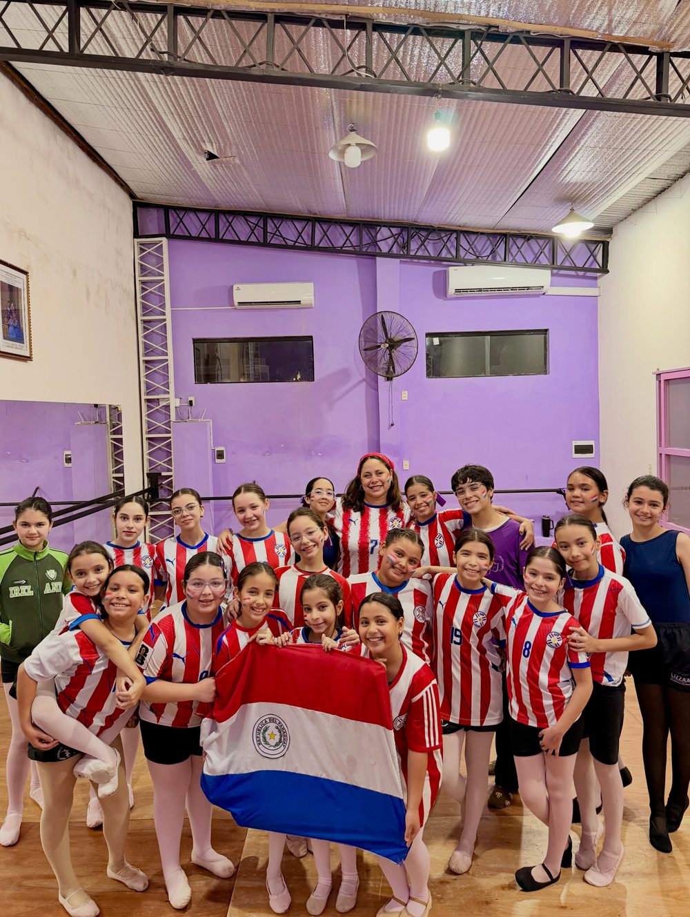 Elenco de la academia